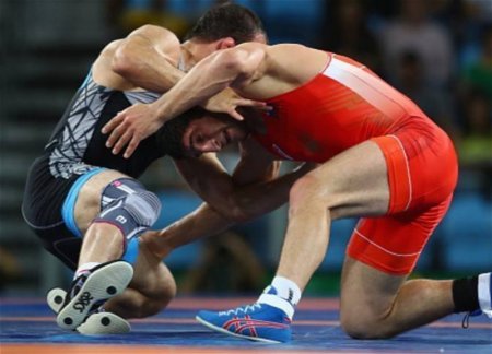 Азербайджанские борцы завоевали еще три медали мирового первенства в Италии