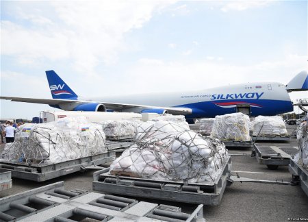 Из Баку и Гянджи отправляют очередную партию гумпомощи в Украину