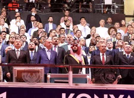 Ильхам Алиев на церемонии открытия Исламиады в Конье 