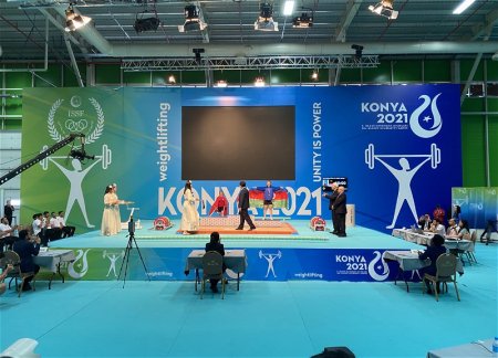 Исламиада-2021: Первая медаль Азербайджана в тяжелой атлетике