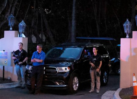 Спецслужбы США зафиксировали рост угроз в адрес ФБР из-за обысков у Трампа