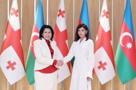 Президент Грузии поздравила Мехрибан Алиеву