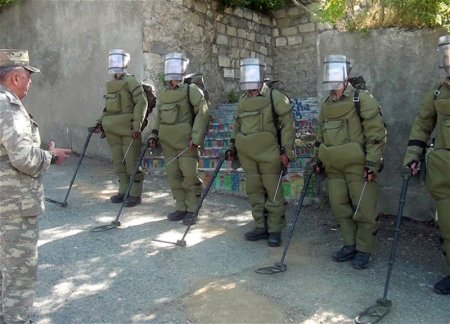 В городе Лачин, селах Забух и Сус осуществляются меры по инженерному обеспечению