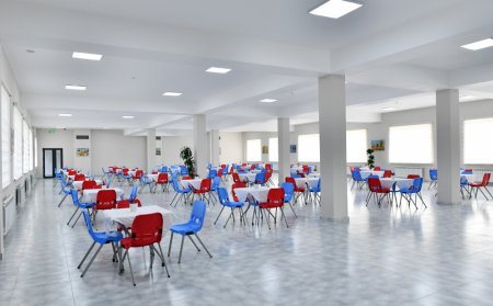 Президент Ильхам Алиев посетил новый школьный комплекс в Сураханском районе Баку - ФОТО