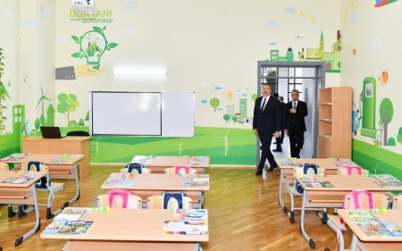 Президент Ильхам Алиев посетил новый школьный комплекс в Сураханском районе Баку - ФОТО