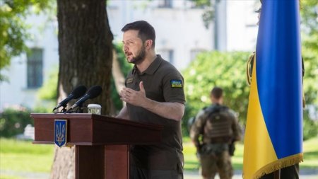 Зеленский: армия освободила 2000 кв. км украинской территории