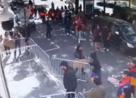 Во Франции армяне совершили нападение на посольство Азербайджана