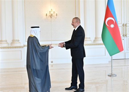 Ильхам Алиев принял нового посла Кувейта в Азербайджане