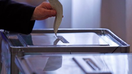 Более 98% избирателей на референдуме в ЛНР якобы проголосовали за вступление в состав РФ