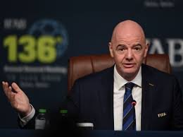 Президент ФИФА: Футбольный мир в состоянии шока