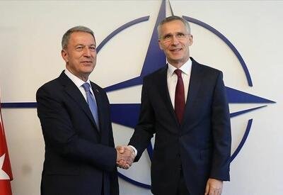 Министр обороны Турции встретился с генсеком НАТО