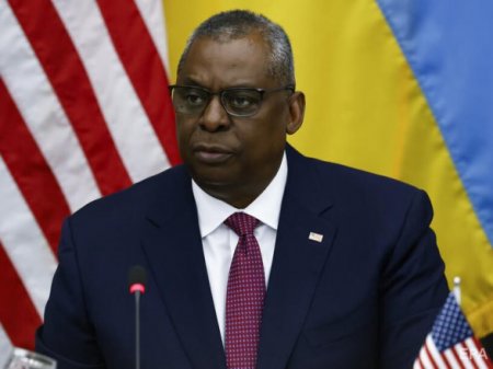 Шеф Пентагона назвал условие для вступления Украины в НАТО