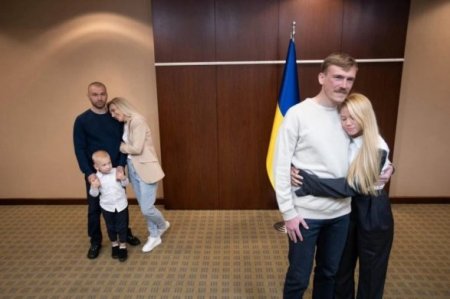 Бойцы «Азовстали» встретились с семьями в Турции