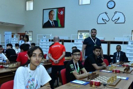 Азербайджан лидирует на шахматной Олимпиаде в Нахчыване