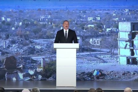 Президент Ильхам Алиев: Единственная причина, по которой Агдамская Джума-мечеть не была разрушена, заключается в том, что армяне использовали ее для наблюдения