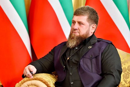 Кадыров предложил бегущим от мобилизации россиянам надеть юбки