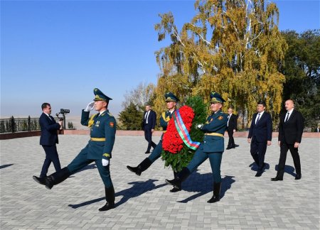 Ильхам Алиев посетил в Бишкеке комплекс «Ата-Бейит»