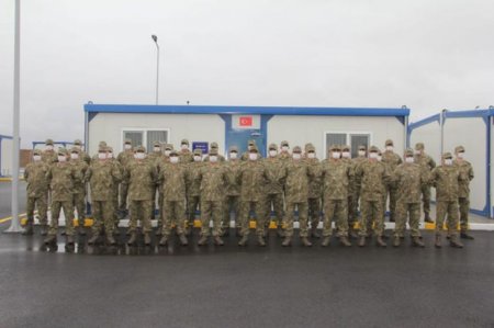 Эрдоган хочет продлить мандат турецких военных в Агдаме