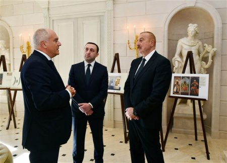 Президент Азербайджана и премьер Грузии ознакомились с выставкой «Наследие Карабахского ханства» - ФОТО Президент Азербайджана и премьер Грузии ознакомились с выставкой «Наследие Карабахского ханства» - ФОТО
