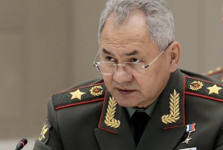 Шойгу дал приказ отвести войска для обороны на левом берегу Днепра