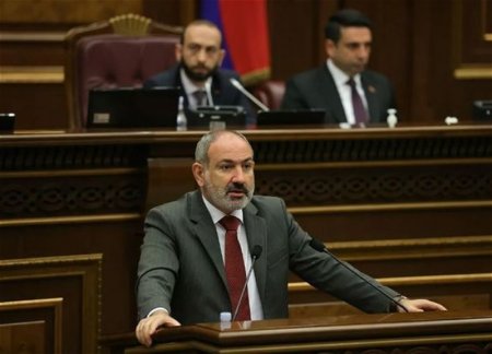 Пашинян: Ереван готов установить парламентские связи с Баку