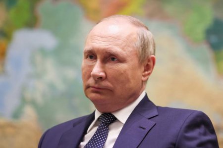 Кремль анонсировал визит Путина в Ереван