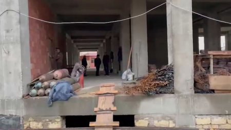 В Азербайджане приостановлено строительство ряда новостроек - ФОТО В Азербайджане приостановлено строительство ряда новостроек - ФОТО