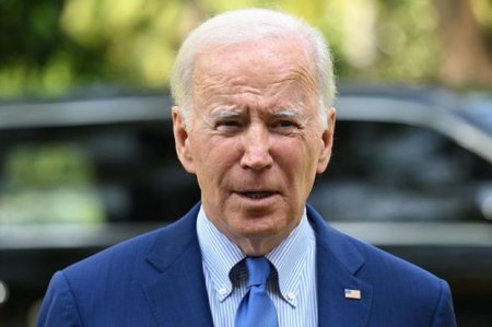 Байден пообещал подписать закон об однополых браках