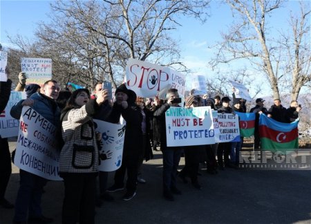 Азербайджанские активисты пригласили карабахских армян присоединиться к акции протеста 