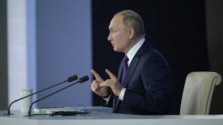 Путин впервые за 17 лет отменил ежегодную «большую пресс-конференцию»