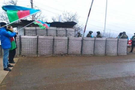 На позиции РМК на дороге Ханкенди - Лачын наблюдаются определенные изменения