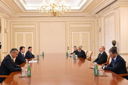 Президент Ильхам Алиев принял заместителя премьер-министра Узбекистана