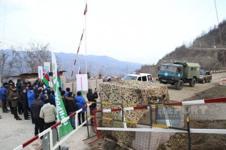 Азербайджан откликнулся на просьбу МККК вывезти пациентов из Ханкенди в Армению 