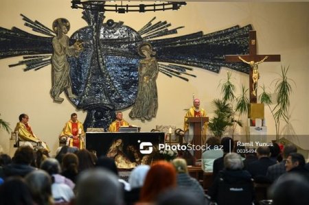  Проживающие в Баку католики отметили Рождество в церкви Святой Марии