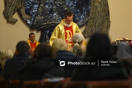  Проживающие в Баку католики отметили Рождество в церкви Святой Марии