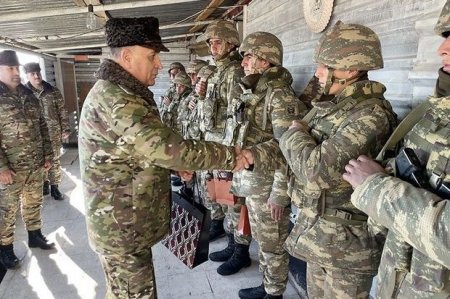 Начальник Генштаба азербайджанской армии дал поручения военнослужащим в Шуше