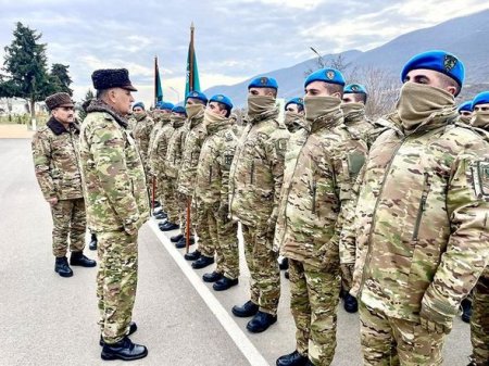 Начальник Генштаба азербайджанской армии дал поручения военнослужащим в Шуше 