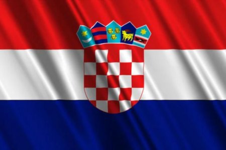 Хорватия вошла в еврозону и Шенген