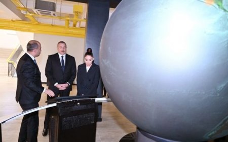 Ильхам Алиев и Мехрибан Алиева приняли участие в открытии Инновационного центра STEAM в Баку - ФОТО