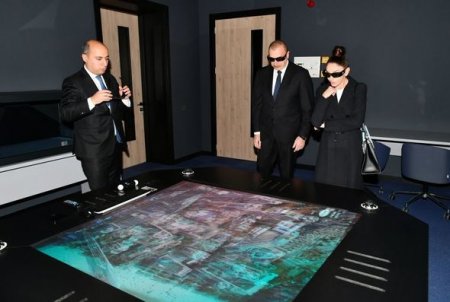 Ильхам Алиев и Мехрибан Алиева приняли участие в открытии Инновационного центра STEAM в Баку - ФОТО