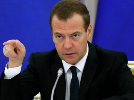 Медведев о несостоявшемся перемирии: Свиньи не имеют никакой веры