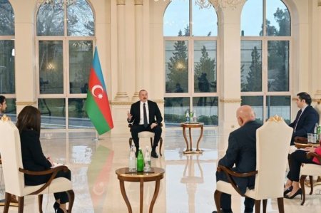 Президент: Ожидается, что в нынешнем году среднемесячная заработная плата в Азербайджане превысит 900 манатов