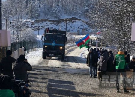Сегодня по дороге Ханкенди-Лачын беспрепятственно проехали 19 автомобилей миротворцев 