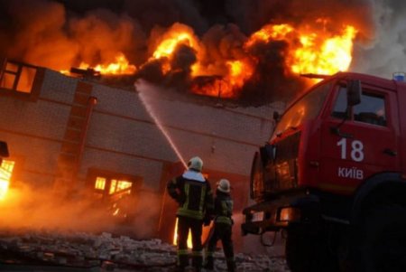 Во время крушения вертолета на Киевщине погибло руководство МВД Украины