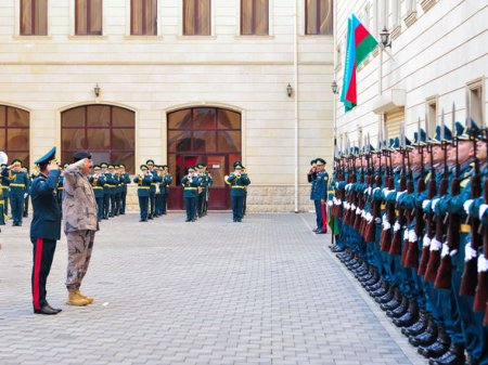Глава cлужбы пограничной охраны Саудовской Аравии прибыл в Азербайджан