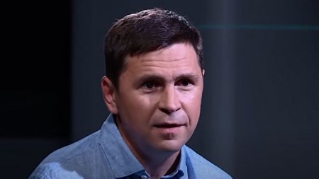 Подоляк опроверг армянские слухи о поставках Азербайджану фосфорных бомб