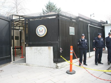 Посольства США и Франции в Турции предупредили о возможных терактах