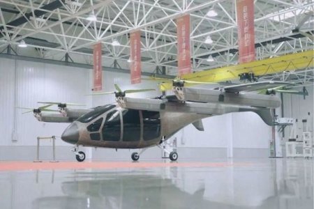 Китайская компания провела первые тесты летающего автомобиля 