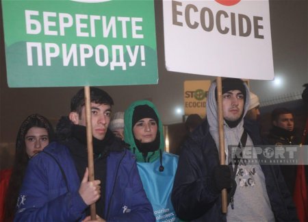 Акция на дороге Ханкенди-Лачин продолжается и в вечернее время