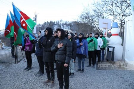 Акция на дороге Ханкенди - Лачын продолжается уже 55 дней - ФОТО